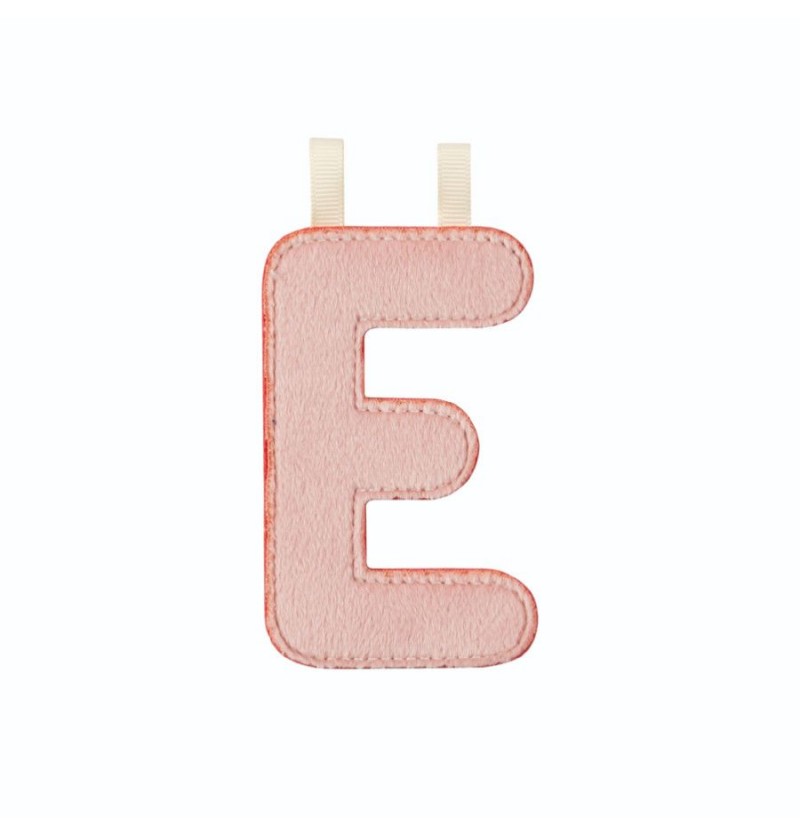 Lettre en tissu E...